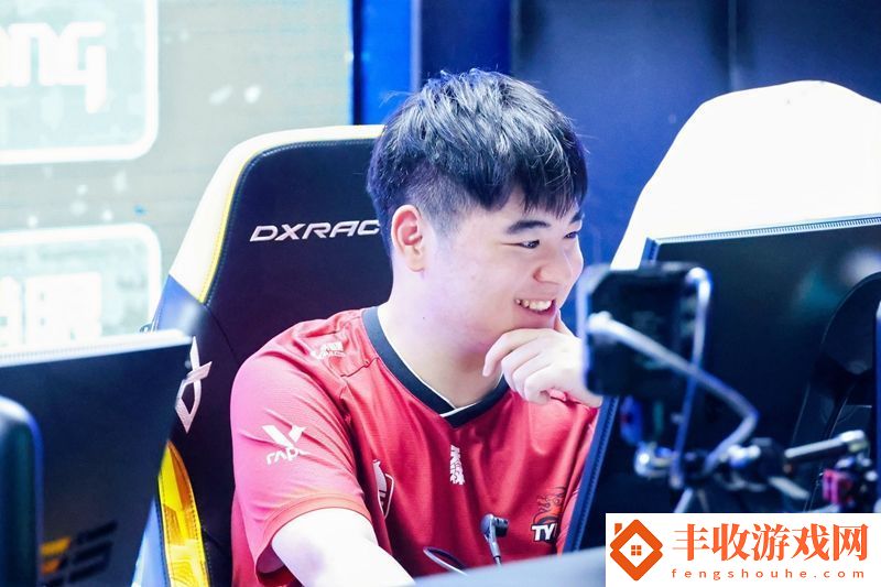 5EPlay現(xiàn)場專訪Jee